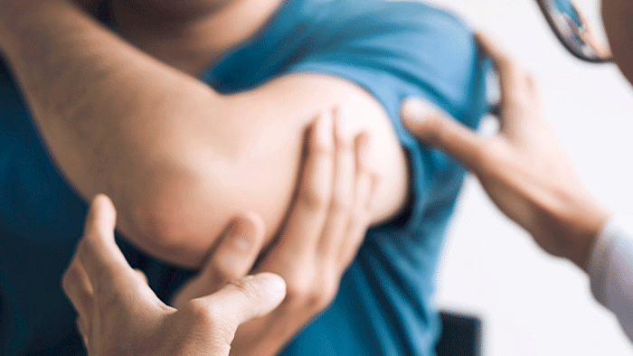 Trattamento delle lesioni al gomito presso Swiss Medical Network