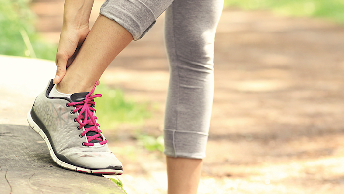PECH-Methode: erste Hilfe bei Verstauchungen oder Prellungen